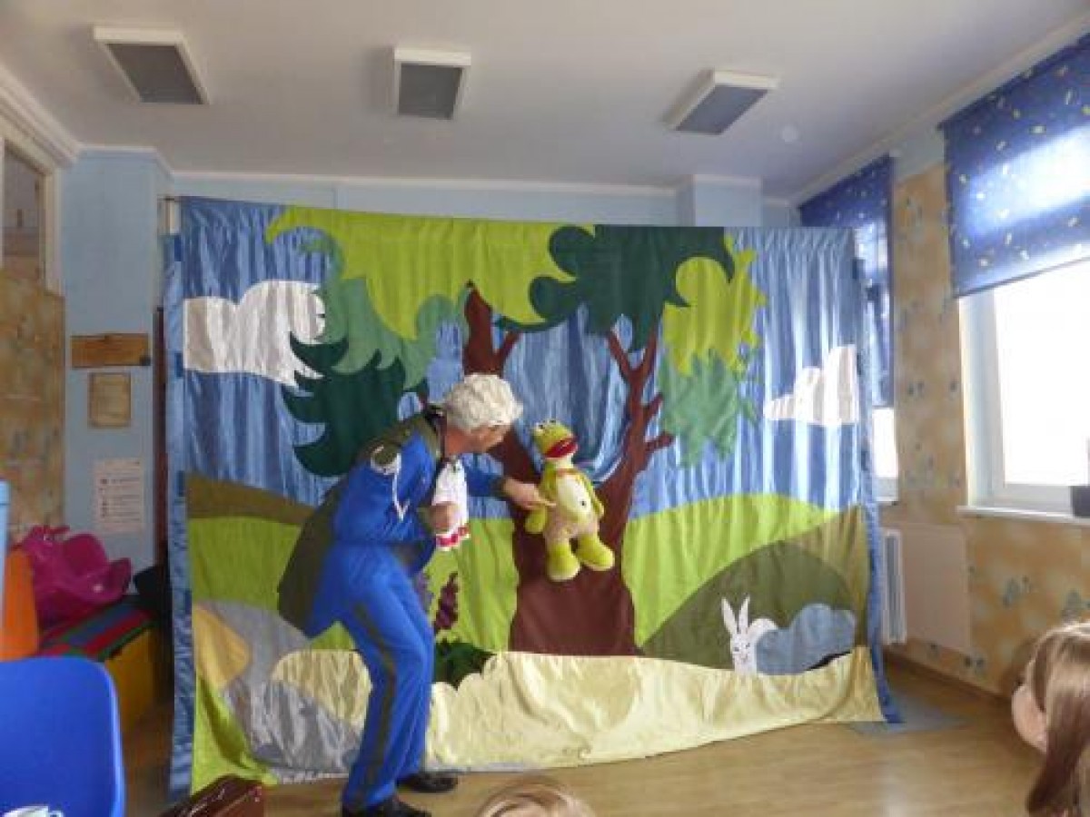 Teatrzyk w Oddziale Dziecięcym - zdjęcia